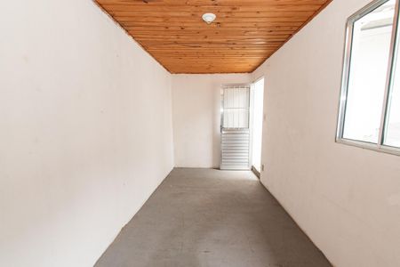 Casa para alugar com 55m², 2 quartos e sem vaga Casa para alugar com 55m², 2 quartos e sem vagaSala