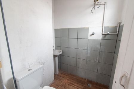 Casa para alugar com 55m², 2 quartos e sem vaga Casa para alugar com 55m², 2 quartos e sem vagaBanheiro