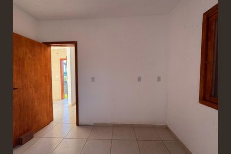 Casa à venda com 35m², 1 quarto e 1 vagaQuarto