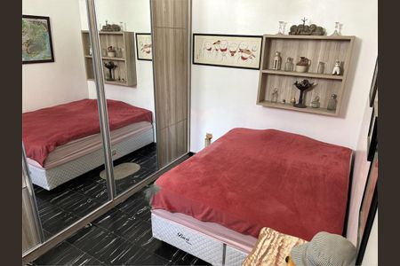 Casa à venda com 180m², 3 quartos e 2 vagas