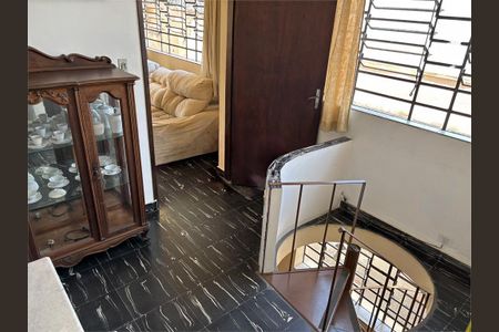 Casa à venda com 180m², 3 quartos e 2 vagas