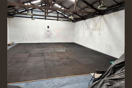 Casa à venda com 180m², 3 quartos e 2 vagas