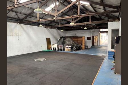 Casa à venda com 180m², 3 quartos e 2 vagas