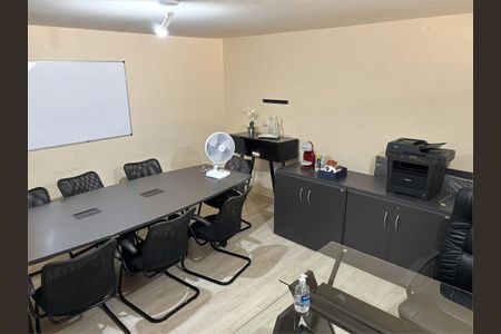 Casa à venda com 180m², 3 quartos e 2 vagas