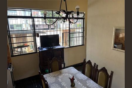 Casa à venda com 180m², 3 quartos e 2 vagas