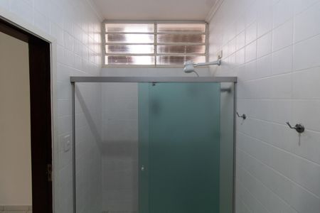 Casa para alugar com 133m², 3 quartos e 3 vagas Casa para alugar com 133m², 3 quartos e 3 vagasBanheiro da Suíte