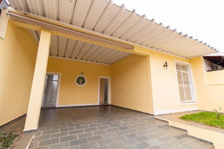 Casa para alugar com 133m², 3 quartos e 3 vagas Casa para alugar com 133m², 3 quartos e 3 vagasÁrea comum