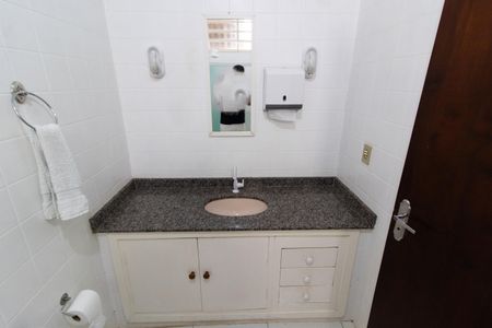 Casa para alugar com 133m², 3 quartos e 3 vagas Casa para alugar com 133m², 3 quartos e 3 vagasBanheiro da Suíte