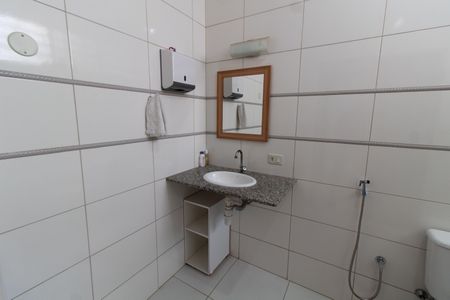 Casa para alugar com 133m², 3 quartos e 3 vagas Casa para alugar com 133m², 3 quartos e 3 vagasBanheiro Social