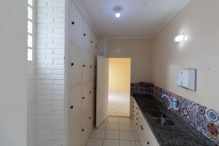 Casa para alugar com 133m², 3 quartos e 3 vagas Casa para alugar com 133m², 3 quartos e 3 vagasCozinha