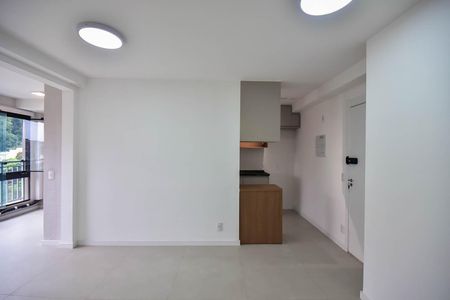 Apartamento para alugar com 62m², 2 quartos e 1 vagaSala