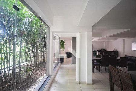 Apartamento à venda com 69m², 2 quartos e 1 vaga Apartamento à venda com 69m², 2 quartos e 1 vagaÁrea comum - Salão de festas