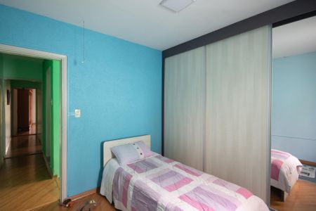 Casa à venda com 240m², 3 quartos e 2 vagasQuarto 1