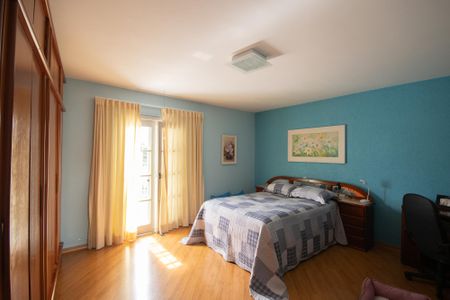 Casa à venda com 240m², 3 quartos e 2 vagasQuarto 3