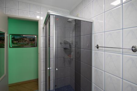 Casa à venda com 240m², 3 quartos e 2 vagasBanheiro 1