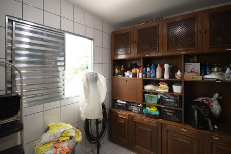 Casa à venda com 240m², 3 quartos e 2 vagasQuarto 4