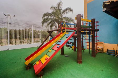 Casa de condomínio à venda com 88m², 2 quartos e 1 vagaÁrea comum - Playground