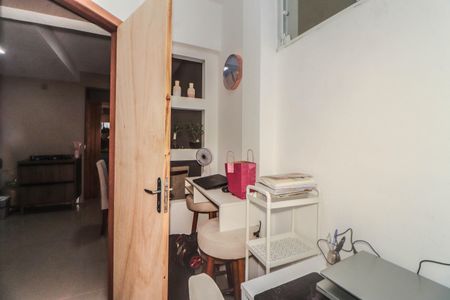 Casa de condomínio à venda com 88m², 2 quartos e 1 vagaEscritório