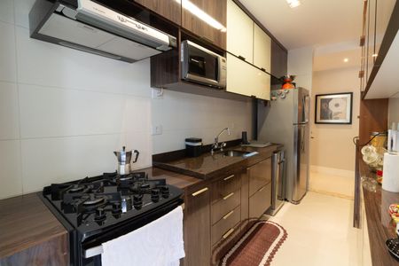Apartamento à venda com 87m², 3 quartos e 2 vagasCozinha