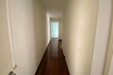 Apartamento para alugar com 240m², 4 quartos e 1 vagaCorredor