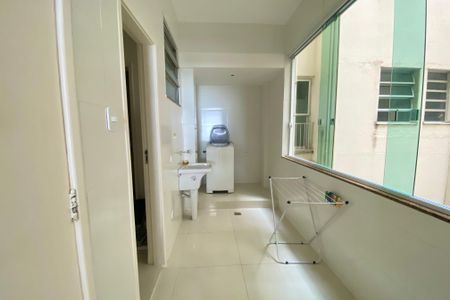 Apartamento para alugar com 240m², 4 quartos e 1 vagaÁrea de serviço