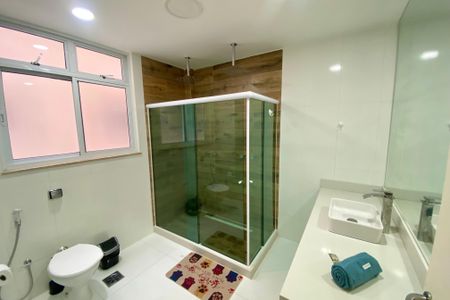 Apartamento para alugar com 240m², 4 quartos e 1 vagaBanheiro quarto 4