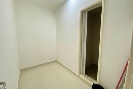 Apartamento para alugar com 240m², 4 quartos e 1 vagaDependência