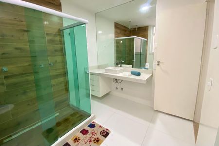 Apartamento para alugar com 240m², 4 quartos e 1 vagaBanheiro quarto 4