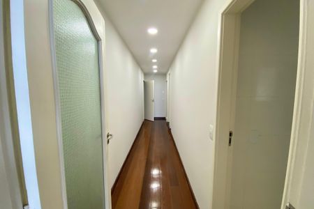 Apartamento para alugar com 240m², 4 quartos e 1 vagaCorredor