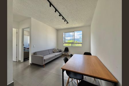 Apartamento à venda com 43m², 2 quartos e 1 vagaSala