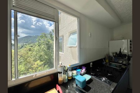 Apartamento à venda com 43m², 2 quartos e 1 vagaCozinha e Área de Serviço