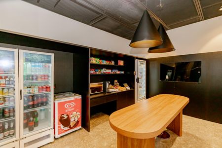 Apartamento para alugar com 28m², 1 quarto e sem vagaÁrea comum - Mini Mercado