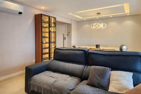 Apartamento à venda com 130m², 3 quartos e 2 vagasSala