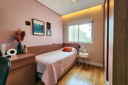 Apartamento à venda com 130m², 3 quartos e 2 vagasSuíte 2