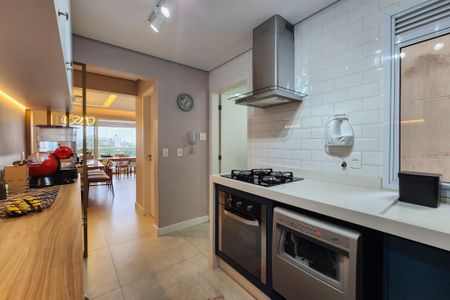 Apartamento à venda com 130m², 3 quartos e 2 vagasCozinha