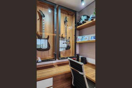 Apartamento à venda com 130m², 3 quartos e 2 vagasEscritório