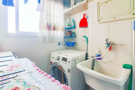 Apartamento à venda com 78m², 2 quartos e 2 vagasCozinha e Área de Serviço