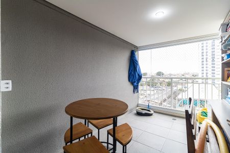 Apartamento à venda com 67m², 2 quartos e 1 vaga Apartamento à venda com 67m², 2 quartos e 1 vagaVaranda da Sala