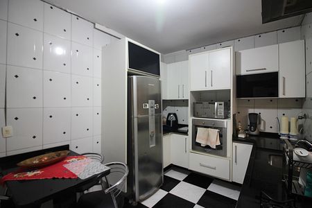 Casa à venda com 85m², 2 quartos e 1 vagaCozinha