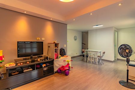 Casa de condomínio à venda com 96m², 3 quartos e 3 vagas Casa de condomínio à venda com 96m², 3 quartos e 3 vagasSala