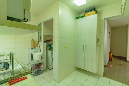 Casa de condomínio à venda com 96m², 3 quartos e 3 vagas Casa de condomínio à venda com 96m², 3 quartos e 3 vagasCozinha