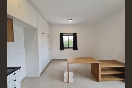 Apartamento para alugar com 32m², 1 quarto e sem vagaStudio