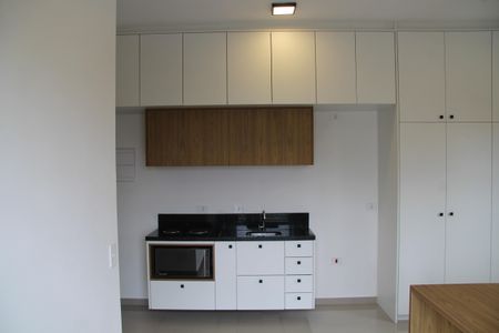 Apartamento para alugar com 32m², 1 quarto e sem vagaStudio