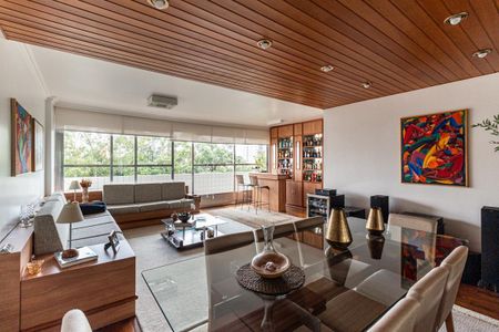 Apartamento à venda com 220m², 3 quartos e 1 vagaSala