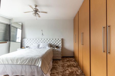 Apartamento à venda com 220m², 3 quartos e 1 vaga Suíte