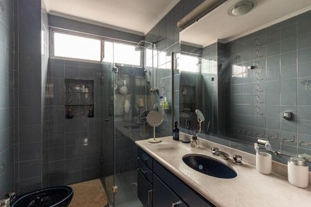 Apartamento à venda com 220m², 3 quartos e 1 vagaBanheiro Social