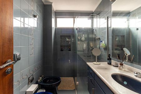 Apartamento à venda com 220m², 3 quartos e 1 vagaBanheiro Social