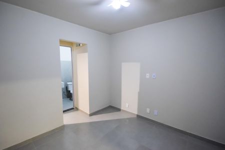 Casa de condomínio à venda com 62m², 2 quartos e 1 vagaSala (1º Andar)