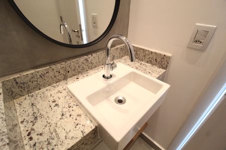 Apartamento para alugar com 68m², 2 quartos e 2 vagasLavabo