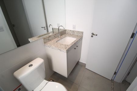 Apartamento para alugar com 68m², 2 quartos e 2 vagasBanheiro da Suíte